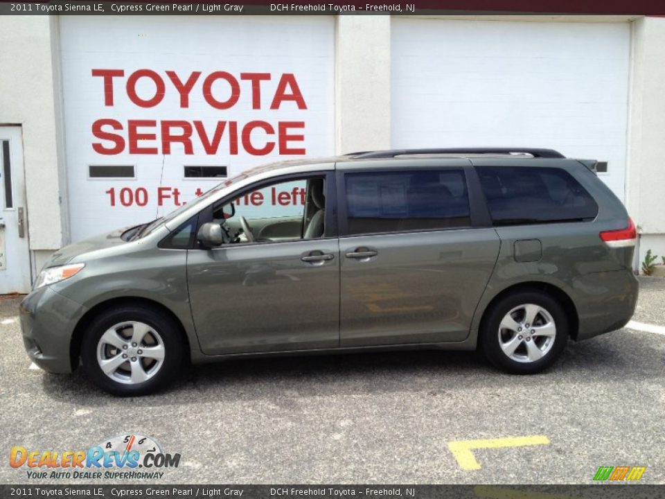2011 Toyota Sienna LE Cypress Green Pearl / Light Gray Photo #3
