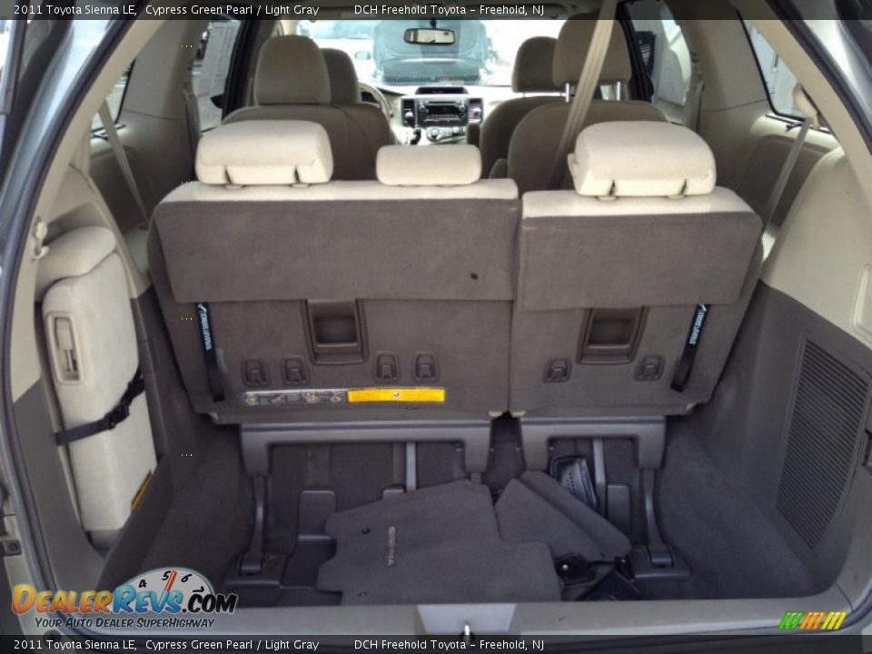 2011 Toyota Sienna LE Cypress Green Pearl / Light Gray Photo #20