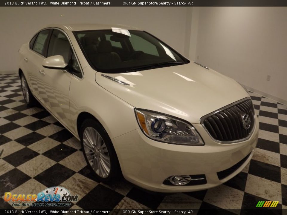 2013 Buick Verano FWD White Diamond Tricoat / Cashmere Photo #3