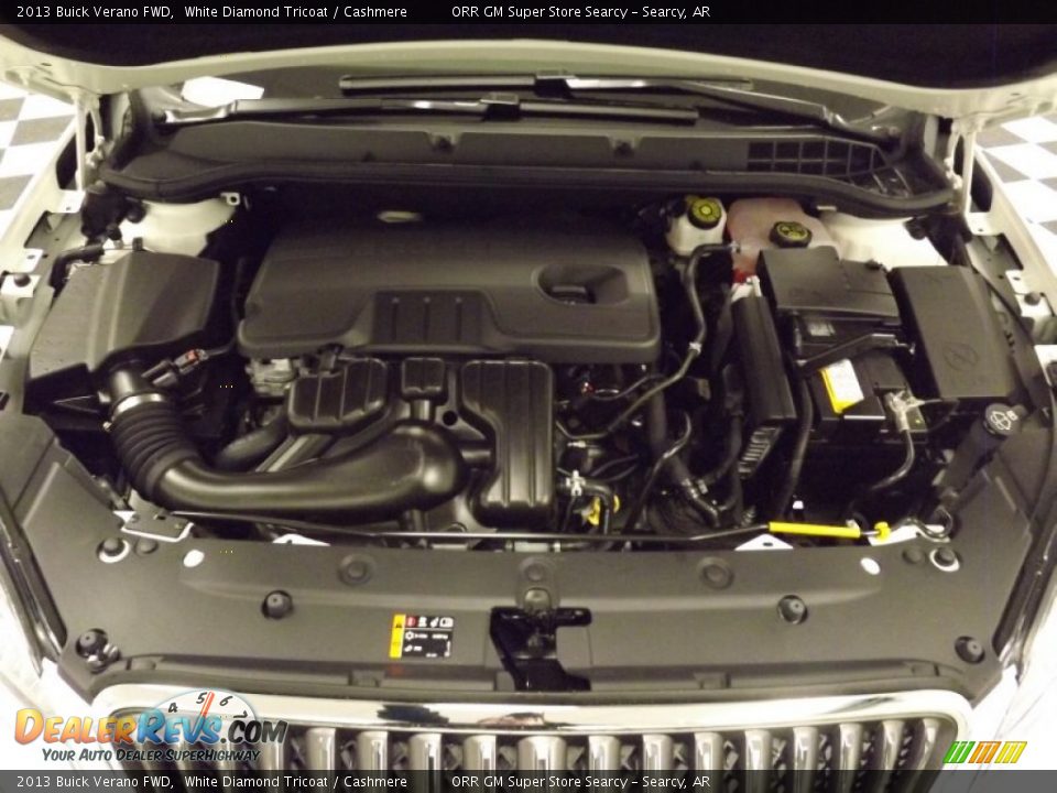 2013 Buick Verano FWD White Diamond Tricoat / Cashmere Photo #17
