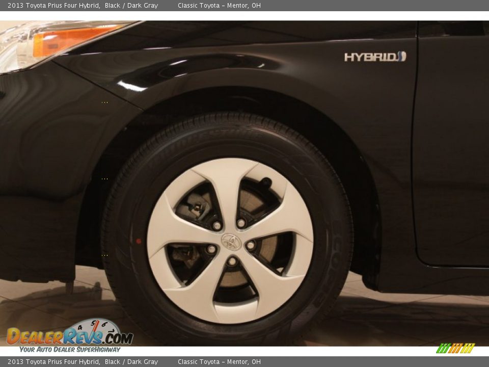 2013 Toyota Prius Four Hybrid Black / Dark Gray Photo #24