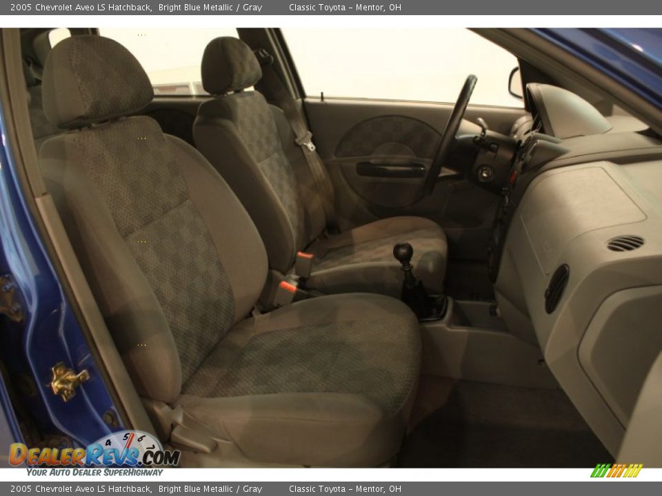 2005 Chevrolet Aveo LS Hatchback Bright Blue Metallic / Gray Photo #11