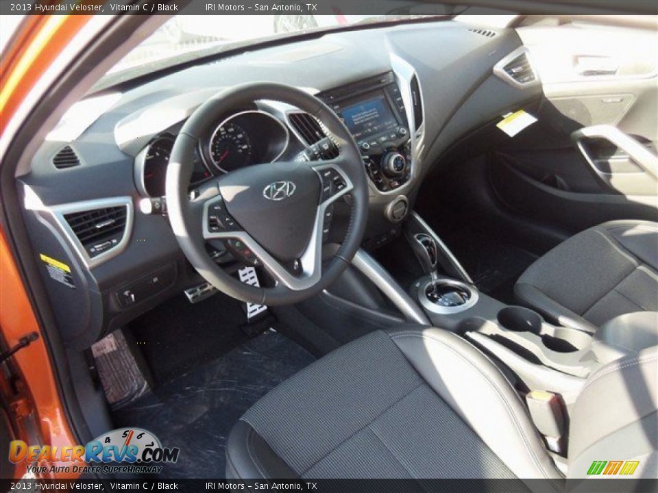 2013 Hyundai Veloster Vitamin C / Black Photo #9