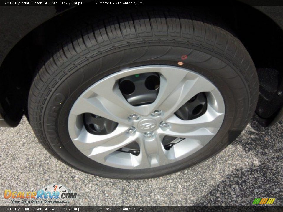 2013 Hyundai Tucson GL Ash Black / Taupe Photo #3