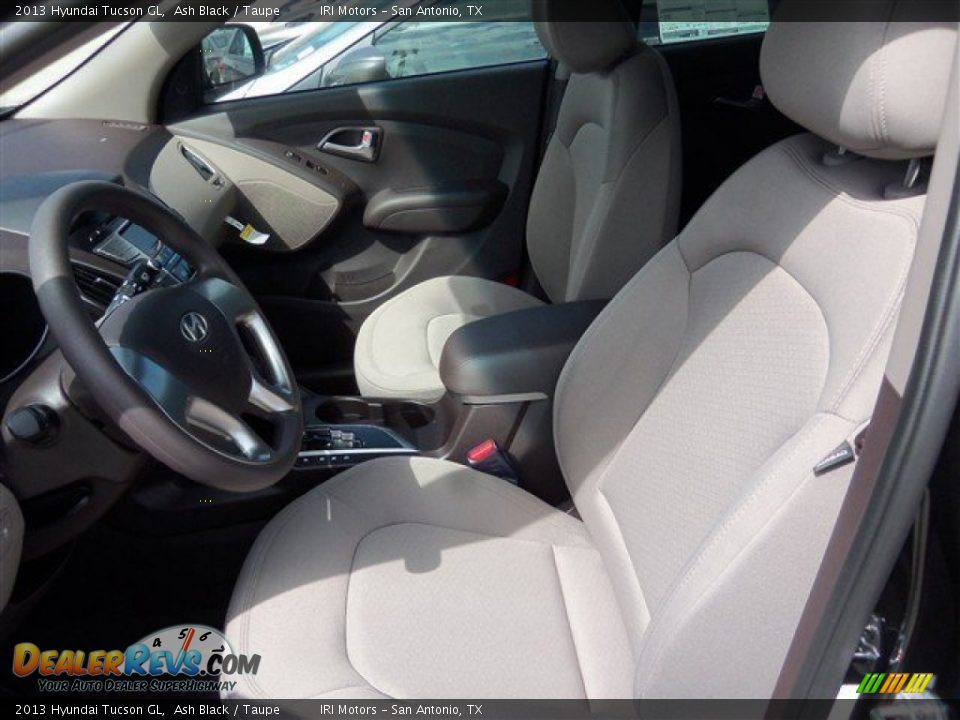 2013 Hyundai Tucson GL Ash Black / Taupe Photo #9
