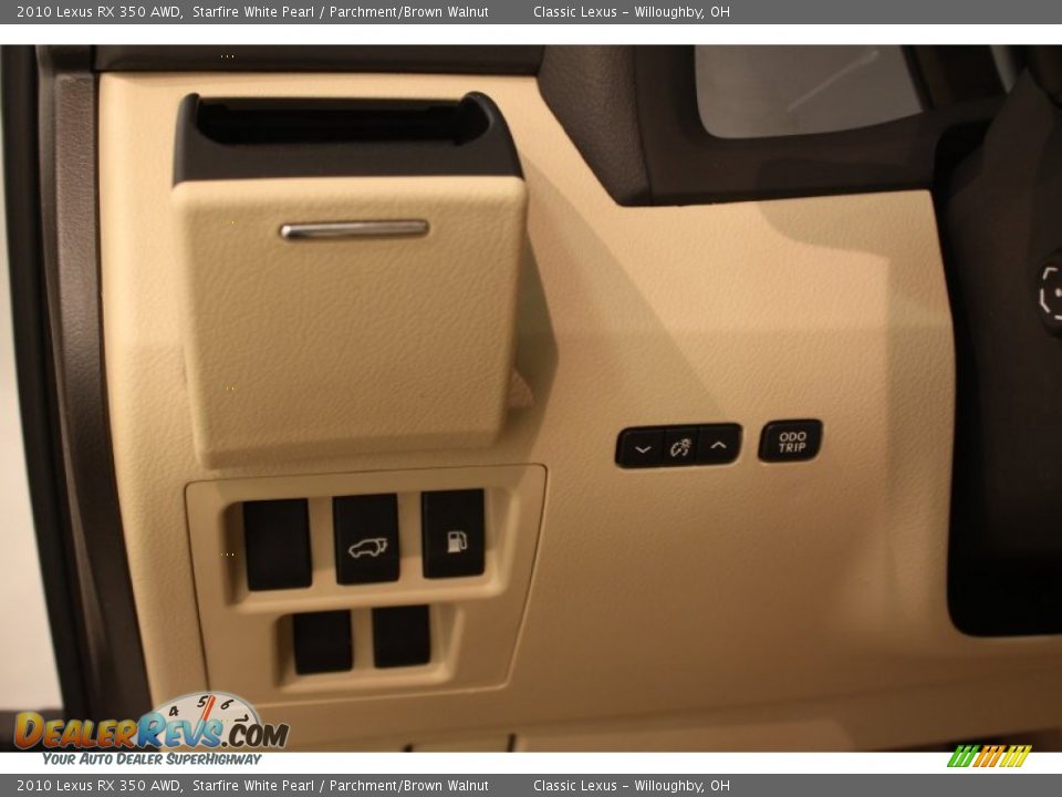 2010 Lexus RX 350 AWD Starfire White Pearl / Parchment/Brown Walnut Photo #8