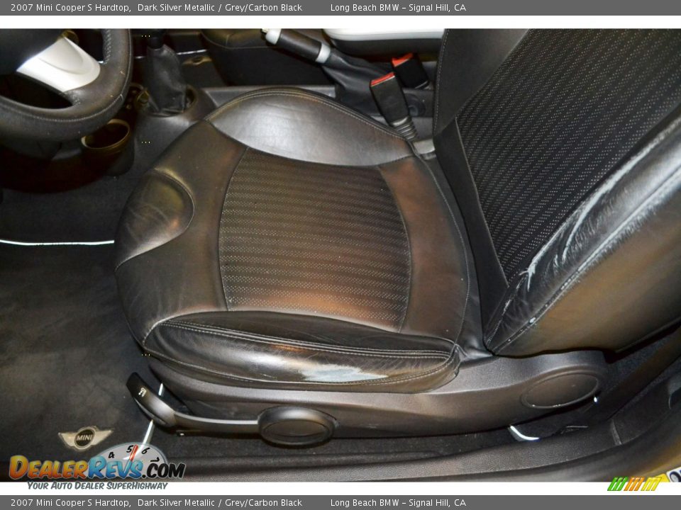 2007 Mini Cooper S Hardtop Dark Silver Metallic / Grey/Carbon Black Photo #12