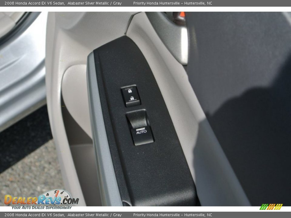 2008 Honda Accord EX V6 Sedan Alabaster Silver Metallic / Gray Photo #22