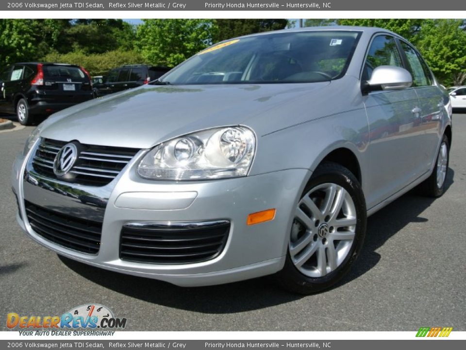 2006 Volkswagen Jetta TDI Sedan Reflex Silver Metallic / Grey Photo #1