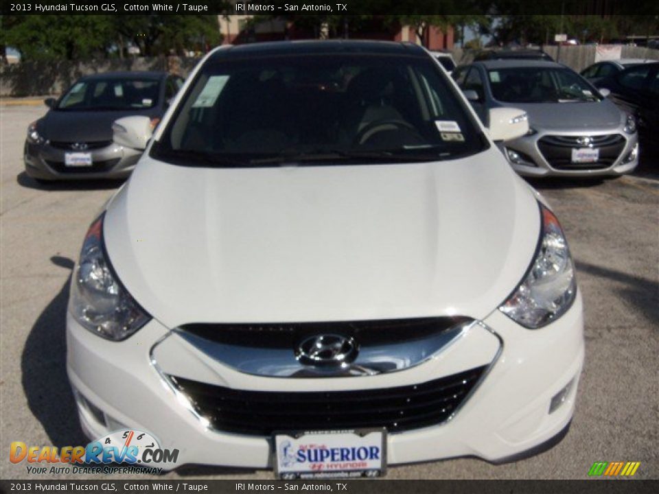 2013 Hyundai Tucson GLS Cotton White / Taupe Photo #1
