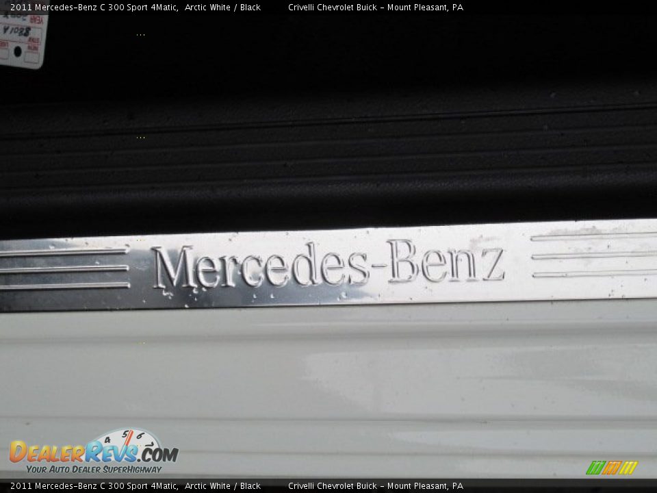 2011 Mercedes-Benz C 300 Sport 4Matic Arctic White / Black Photo #21