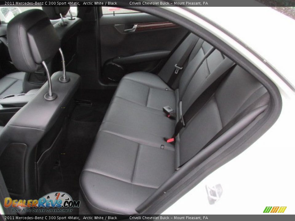 2011 Mercedes-Benz C 300 Sport 4Matic Arctic White / Black Photo #31