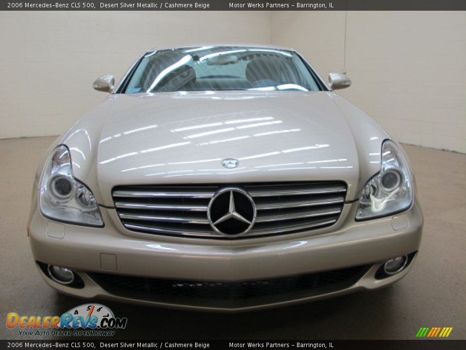 2006 Mercedes-Benz CLS 500 Desert Silver Metallic / Cashmere Beige Photo #2