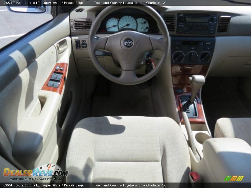 2004 Toyota Corolla LE Super White / Pebble Beige Photo #5