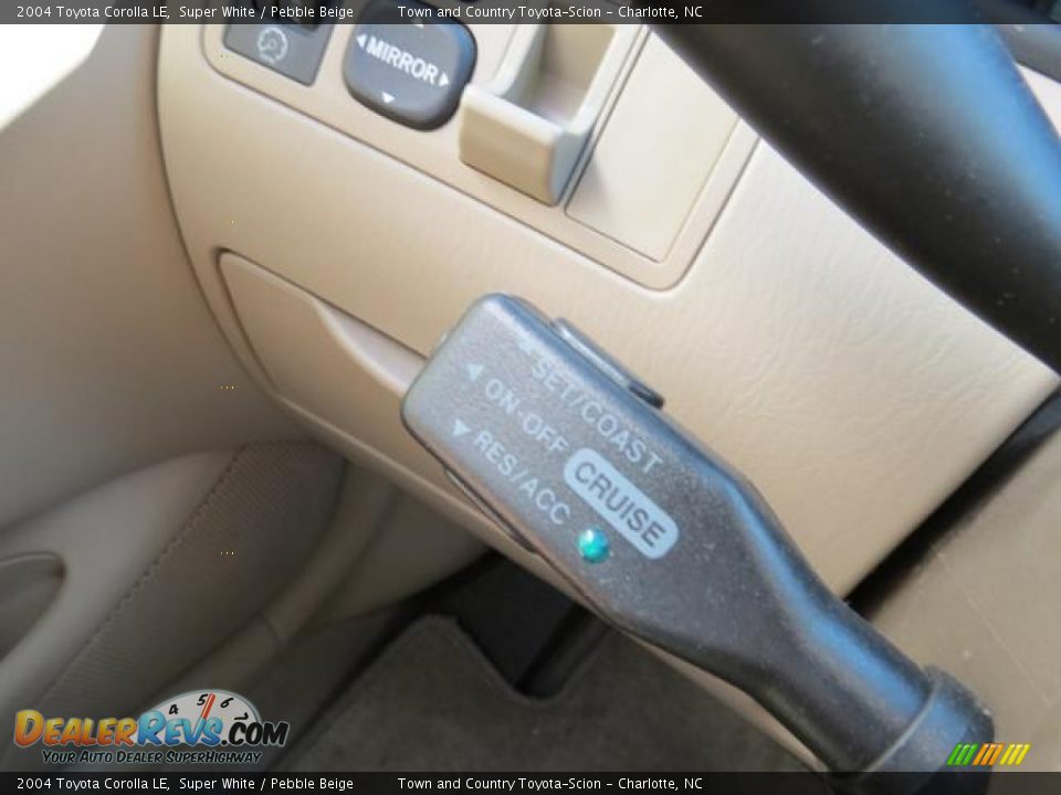2004 Toyota Corolla LE Super White / Pebble Beige Photo #19