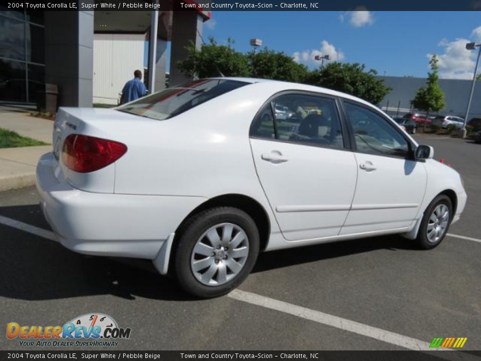 2004 Toyota Corolla LE Super White / Pebble Beige Photo #27