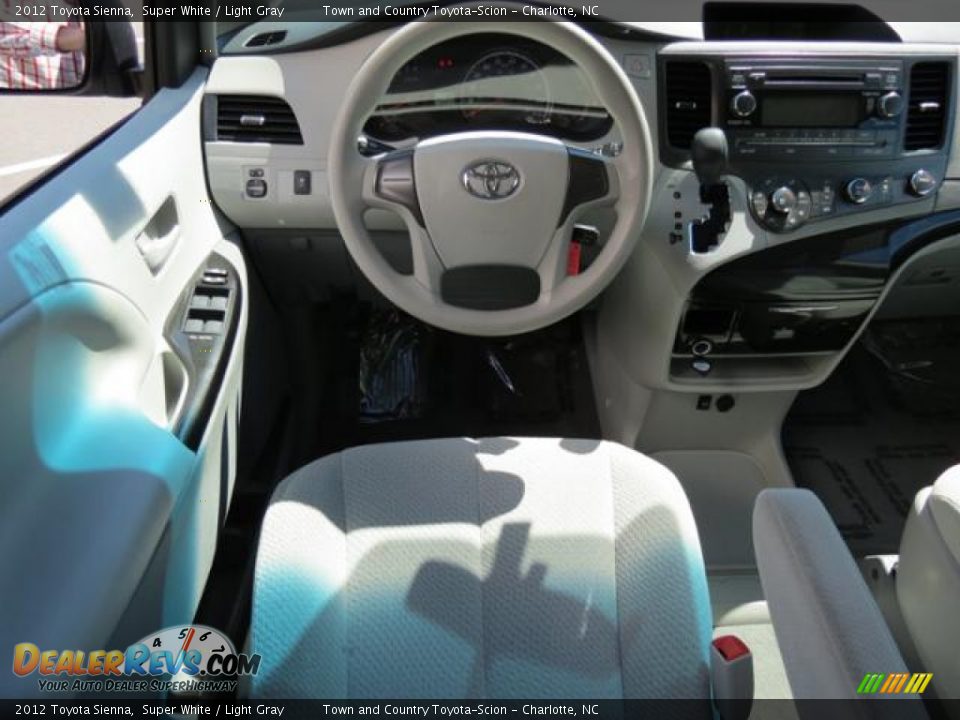 2012 Toyota Sienna Super White / Light Gray Photo #5