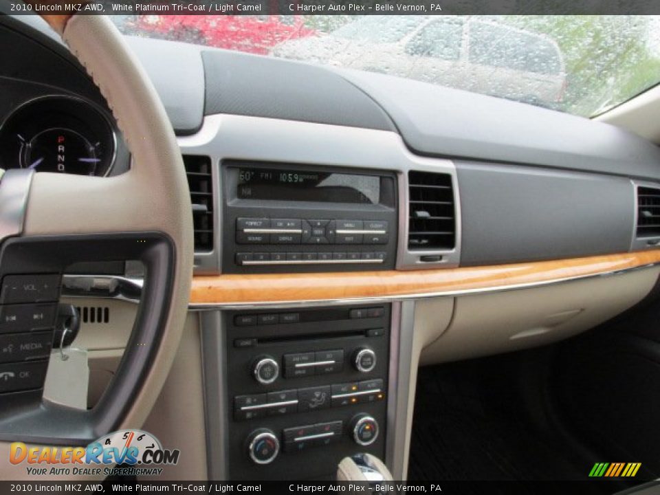 2010 Lincoln MKZ AWD White Platinum Tri-Coat / Light Camel Photo #14