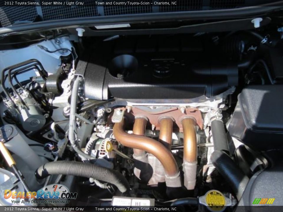 2012 Toyota Sienna  2.7 Liter DOHC 16-Valve Dual VVT-i 4 Cylinder Engine Photo #30