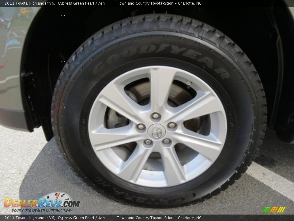 2011 Toyota Highlander V6 Cypress Green Pearl / Ash Photo #4