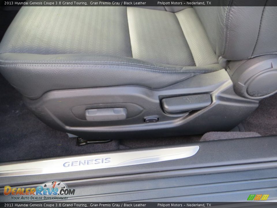 2013 Hyundai Genesis Coupe 3.8 Grand Touring Gran Premio Gray / Black Leather Photo #29