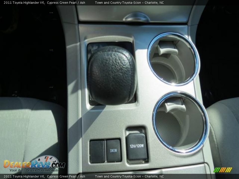 2011 Toyota Highlander V6 Cypress Green Pearl / Ash Photo #17