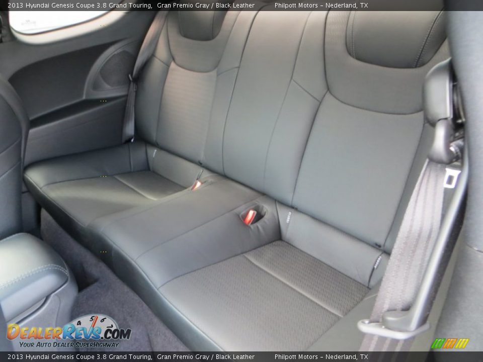 2013 Hyundai Genesis Coupe 3.8 Grand Touring Gran Premio Gray / Black Leather Photo #30