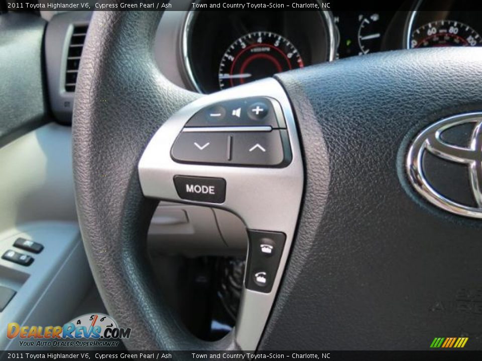 2011 Toyota Highlander V6 Cypress Green Pearl / Ash Photo #18