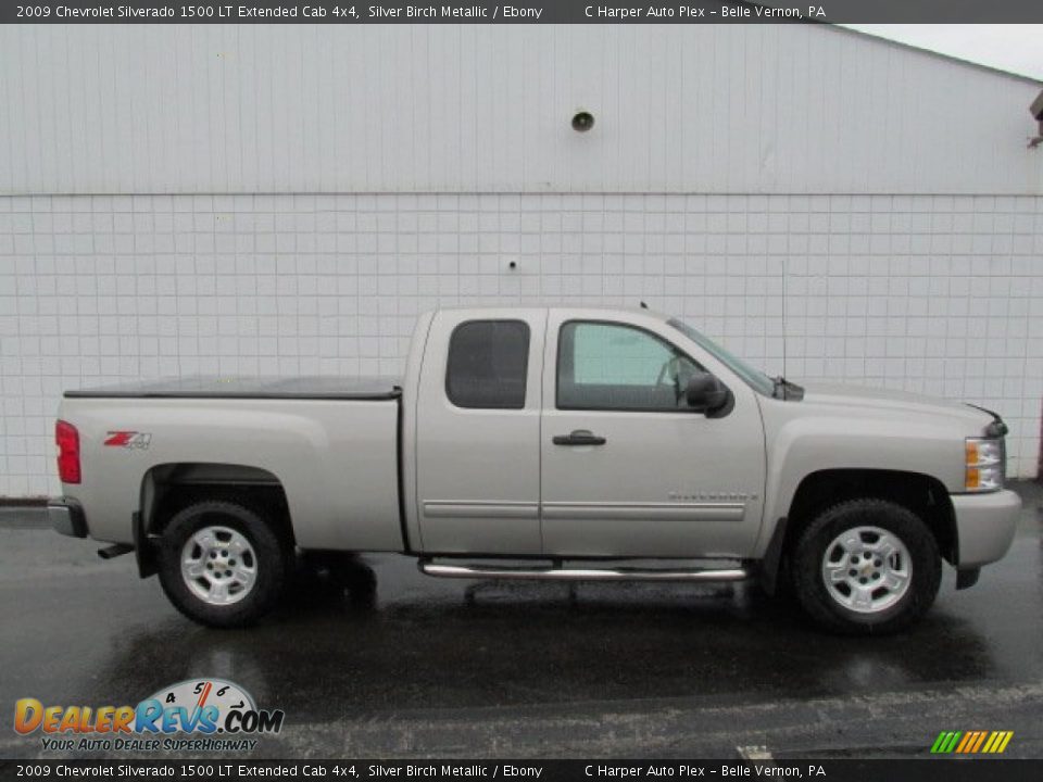2009 Chevrolet Silverado 1500 LT Extended Cab 4x4 Silver Birch Metallic / Ebony Photo #2