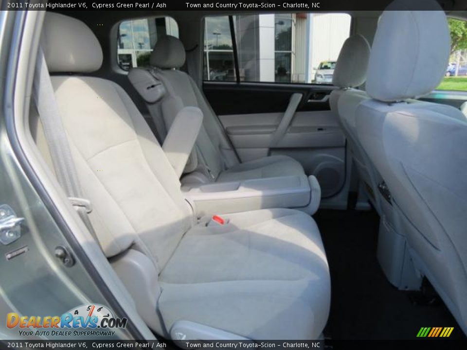 2011 Toyota Highlander V6 Cypress Green Pearl / Ash Photo #27