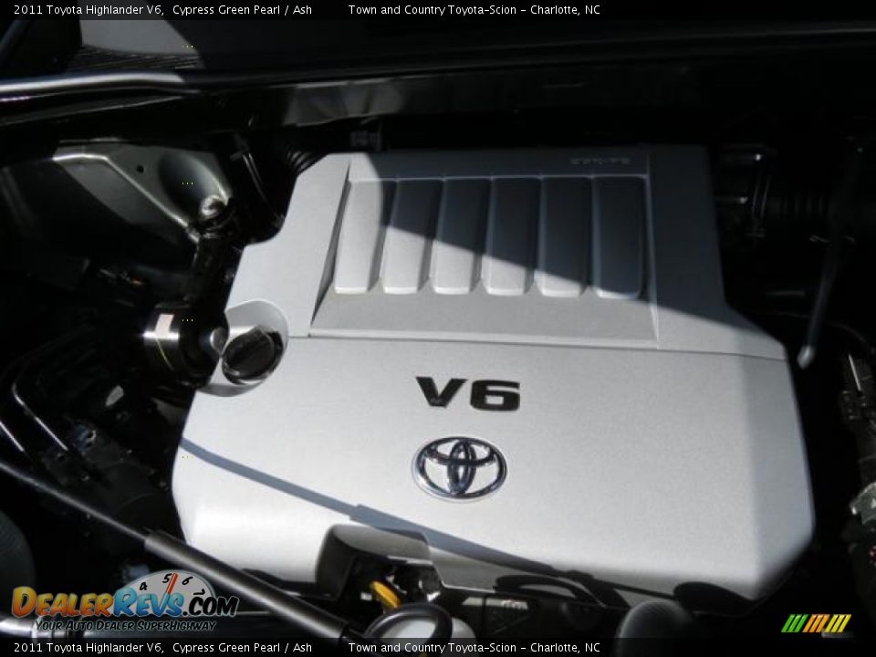 2011 Toyota Highlander V6 Cypress Green Pearl / Ash Photo #33
