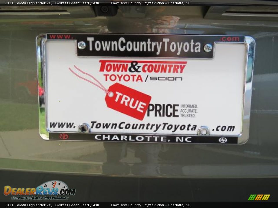 2011 Toyota Highlander V6 Cypress Green Pearl / Ash Photo #34