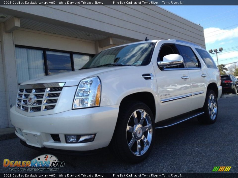 2013 Cadillac Escalade Luxury AWD White Diamond Tricoat / Ebony Photo #1