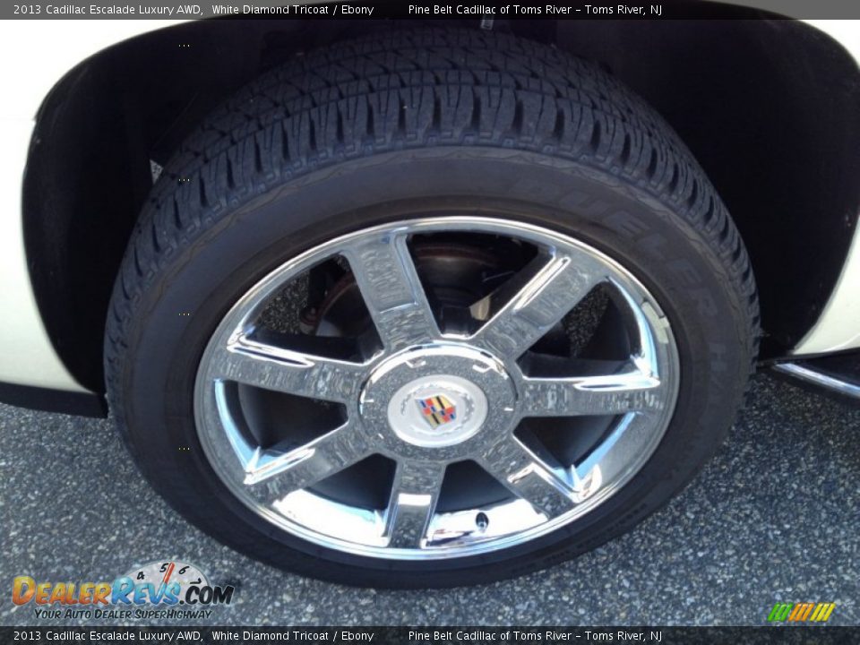 2013 Cadillac Escalade Luxury AWD White Diamond Tricoat / Ebony Photo #3