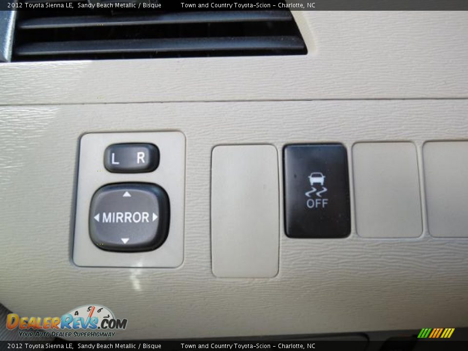 2012 Toyota Sienna LE Sandy Beach Metallic / Bisque Photo #18