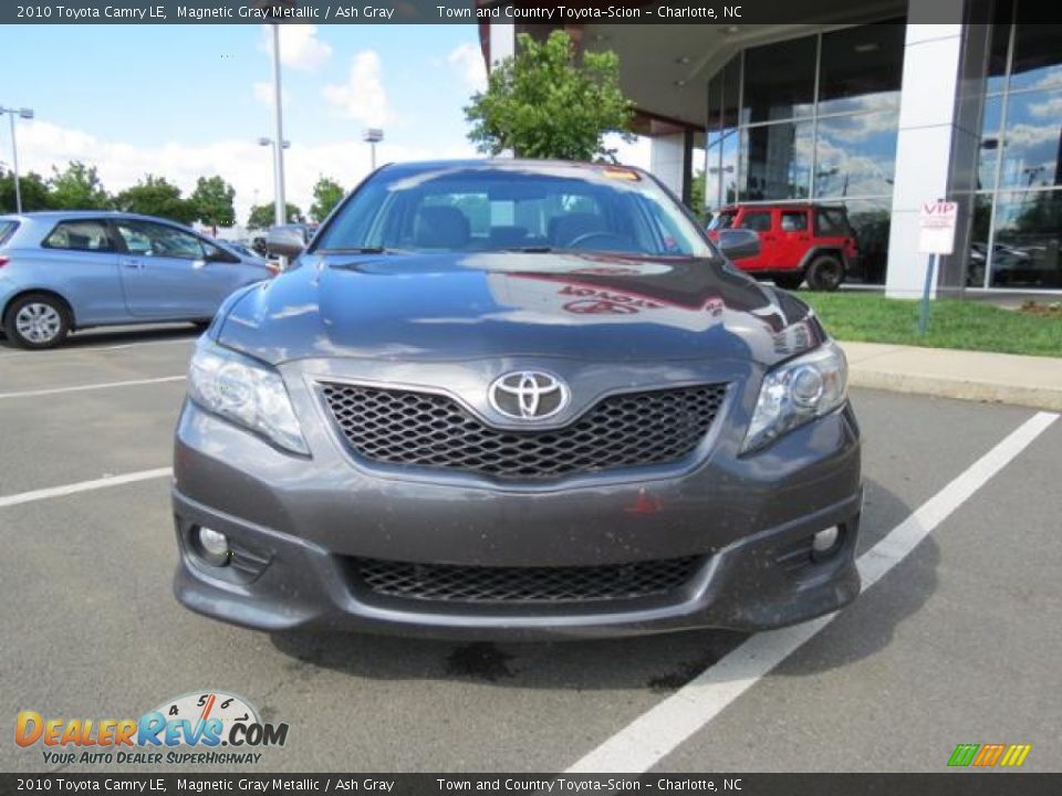 2010 Toyota Camry LE Magnetic Gray Metallic / Ash Gray Photo #2