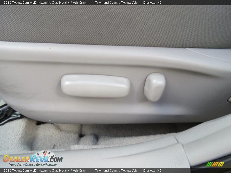 2010 Toyota Camry LE Magnetic Gray Metallic / Ash Gray Photo #10