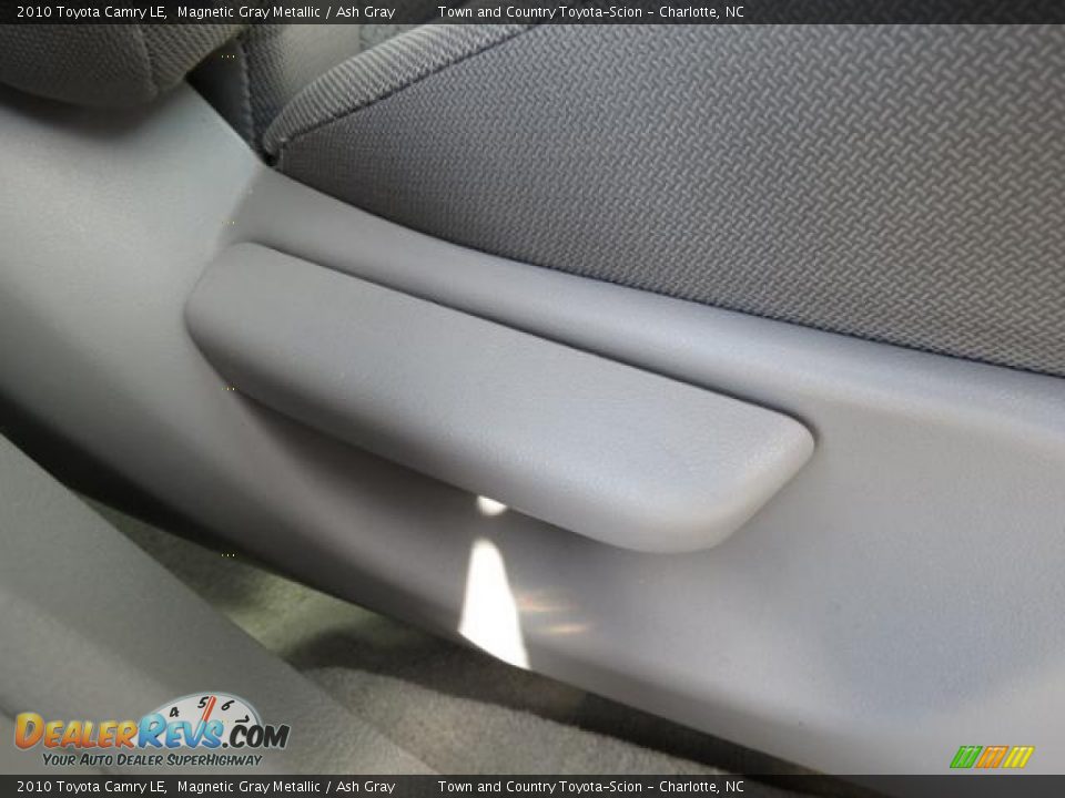 2010 Toyota Camry LE Magnetic Gray Metallic / Ash Gray Photo #22
