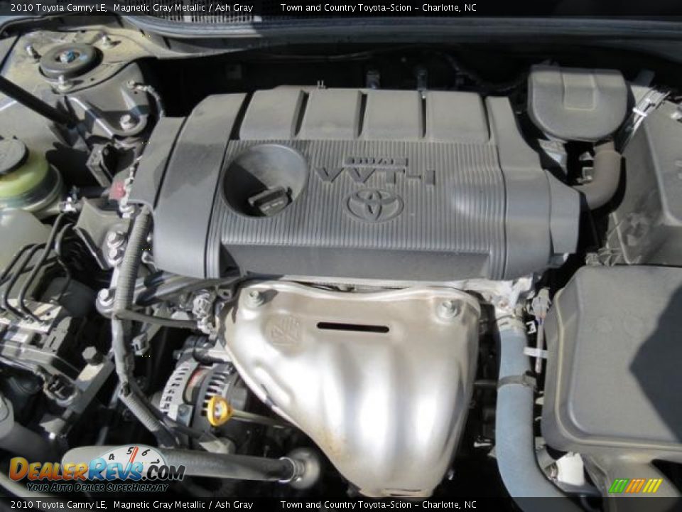2010 Toyota Camry LE Magnetic Gray Metallic / Ash Gray Photo #30