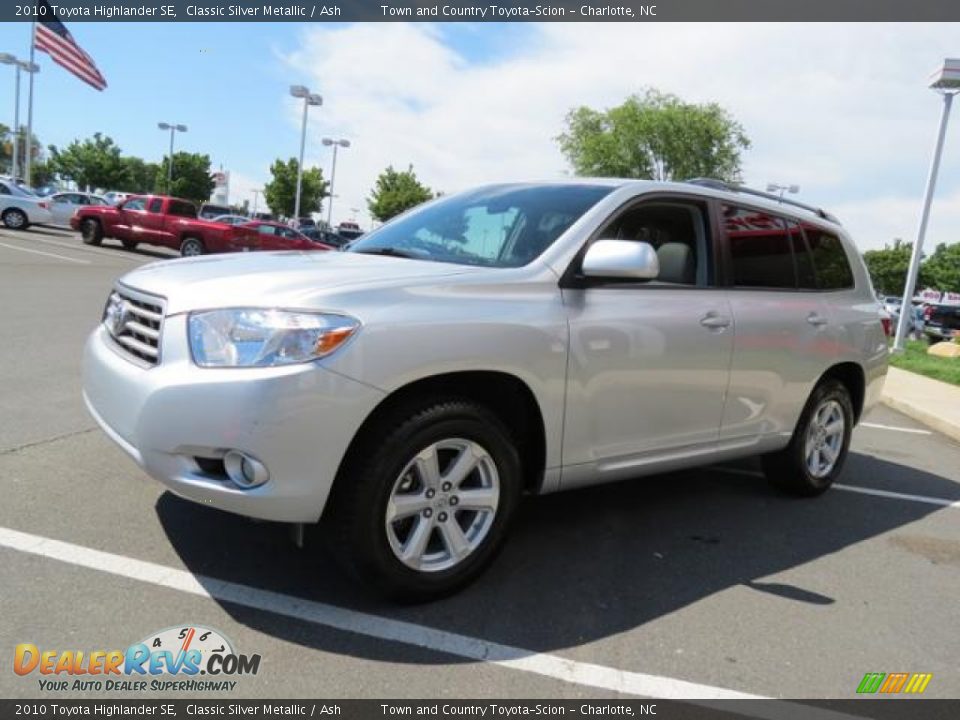 2010 Toyota Highlander SE Classic Silver Metallic / Ash Photo #3