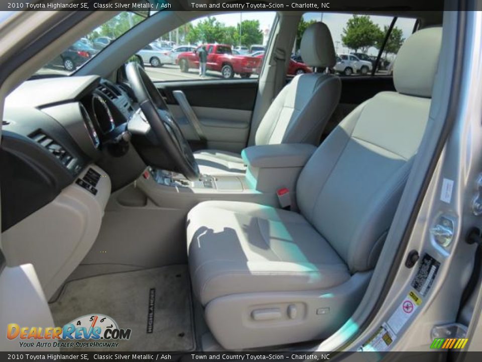 2010 Toyota Highlander SE Classic Silver Metallic / Ash Photo #10
