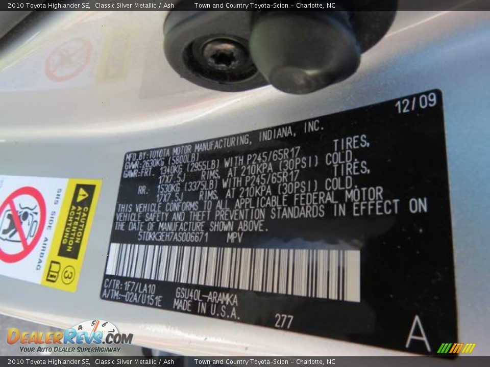 2010 Toyota Highlander SE Classic Silver Metallic / Ash Photo #11