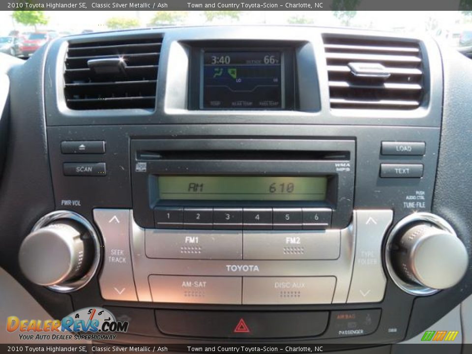2010 Toyota Highlander SE Classic Silver Metallic / Ash Photo #17
