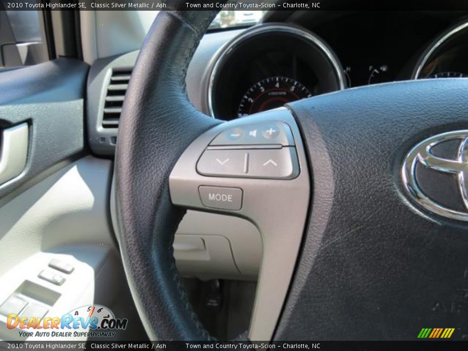 2010 Toyota Highlander SE Classic Silver Metallic / Ash Photo #21