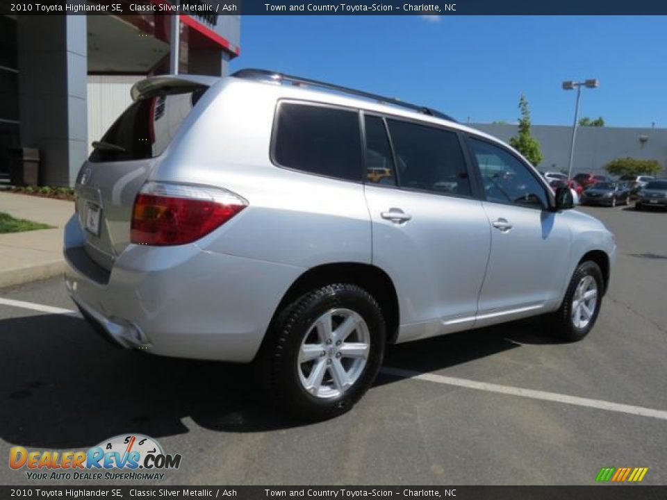 2010 Toyota Highlander SE Classic Silver Metallic / Ash Photo #34