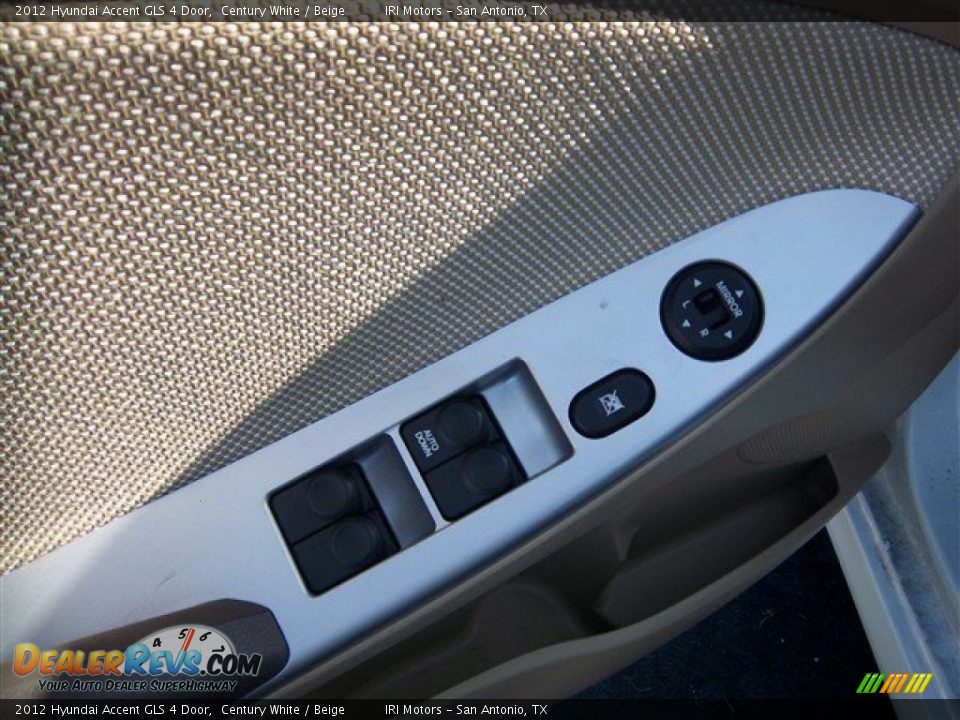 2012 Hyundai Accent GLS 4 Door Century White / Beige Photo #11