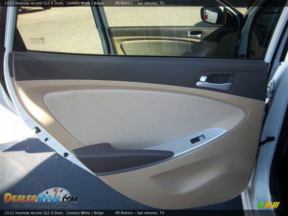 2012 Hyundai Accent GLS 4 Door Century White / Beige Photo #13