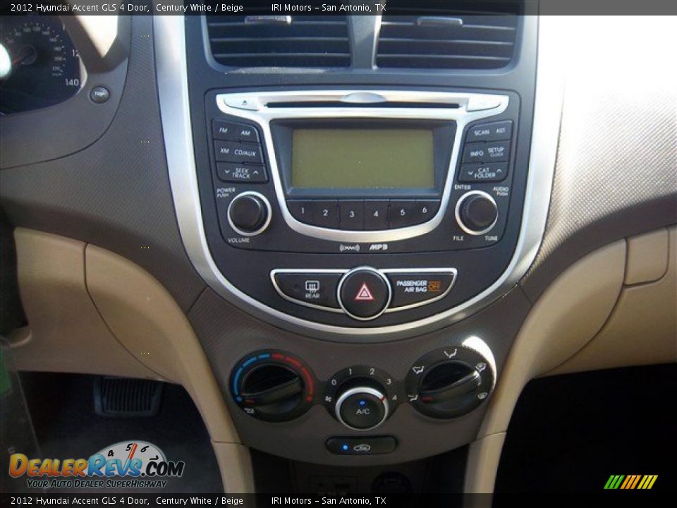 2012 Hyundai Accent GLS 4 Door Century White / Beige Photo #21