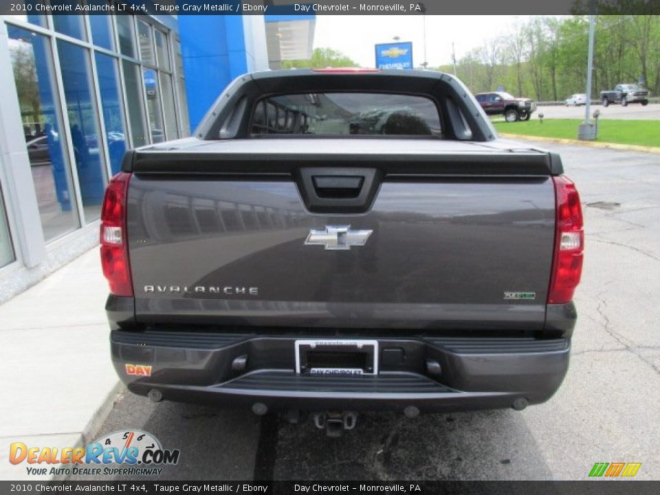 2010 Chevrolet Avalanche LT 4x4 Taupe Gray Metallic / Ebony Photo #7