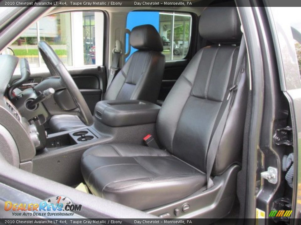 2010 Chevrolet Avalanche LT 4x4 Taupe Gray Metallic / Ebony Photo #12